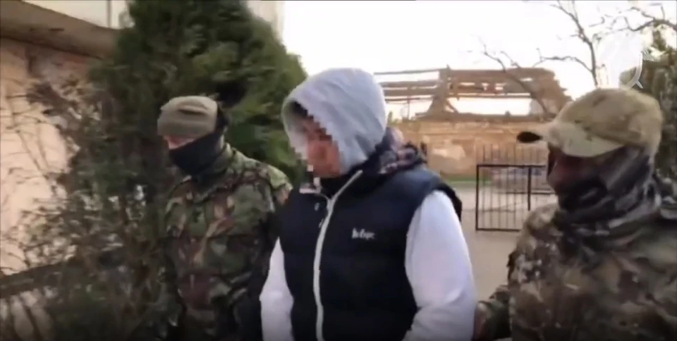 Сумму за оказание ложных услуг женщина и депутат планировали разделить меж собой. Фото: скриншот из видео / Следком по РК