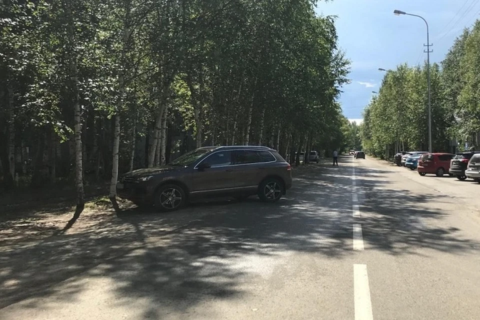 Водитель на «Фольксвагене» сбил пешехода в Сургуте. Фото ГИБДД по ХМАО.