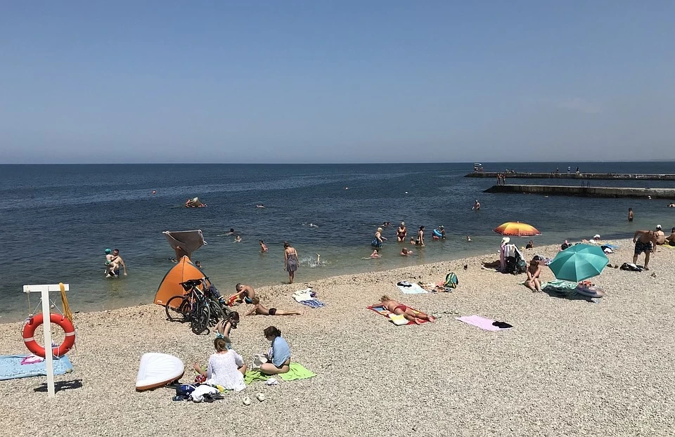 Вместо купания в море заболевшие COVID-19 пермяки будут проходить лечение в больнице.