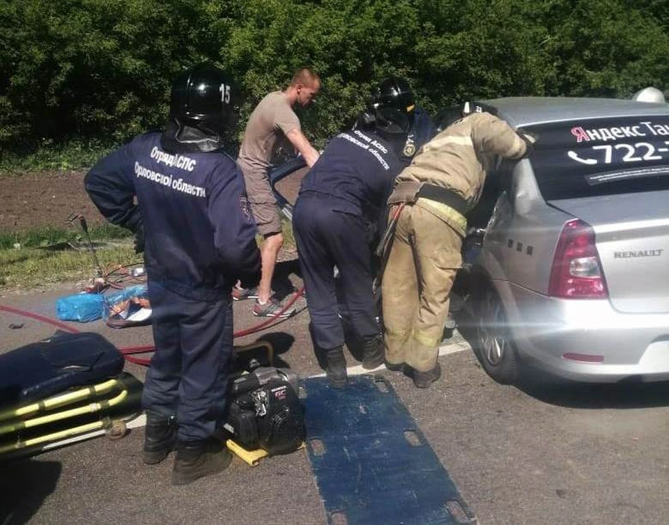 Пассажирка скончалась в больнице: стали известны подробности смертельного ДТП в Кромском районе. Фото: пресс-служба ГУ МЧС России по Орловской области