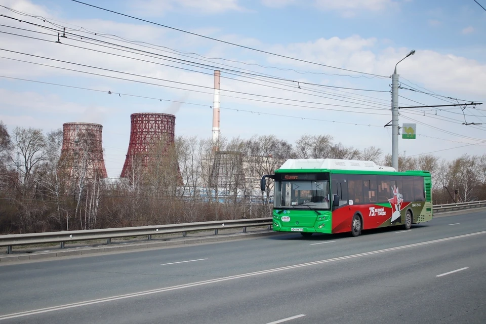 Теперь общественный транспорт будет двигаться по новому мосту. Фото: Управление транспорта города Челябинска