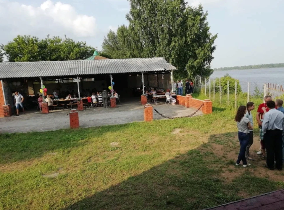 ЧП произошло в на берегу Камы в Кировском районе, напротив кафе на улице Причальной. Фото: https://vk.com/public165814042