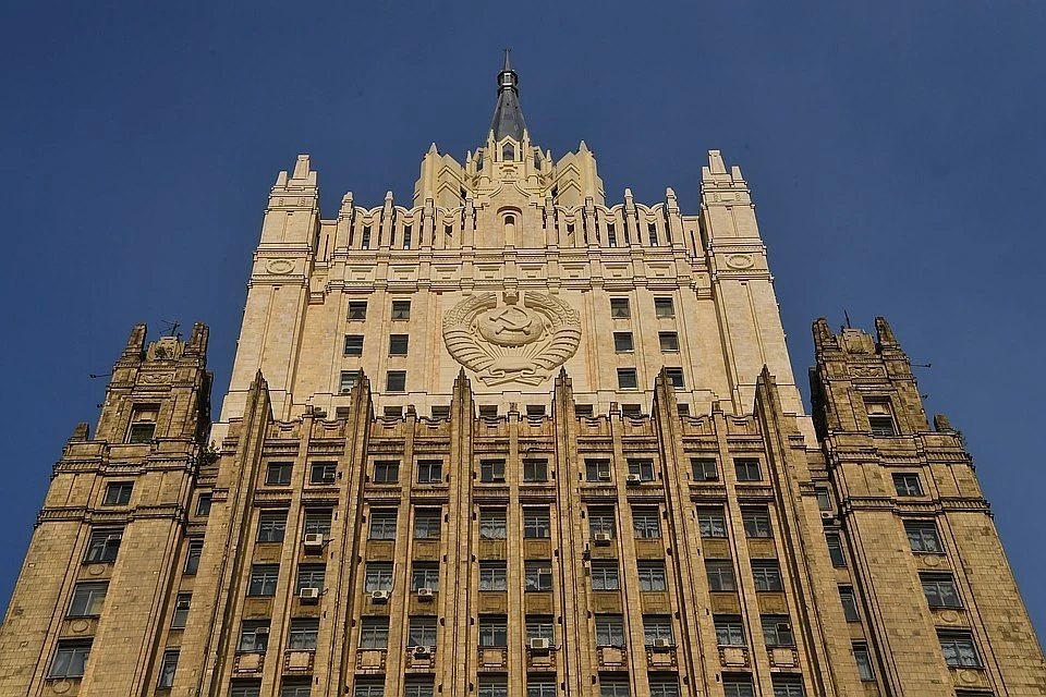 МИД РФ назвал появление С-400 в Арктике логичным шагом для обороны страны