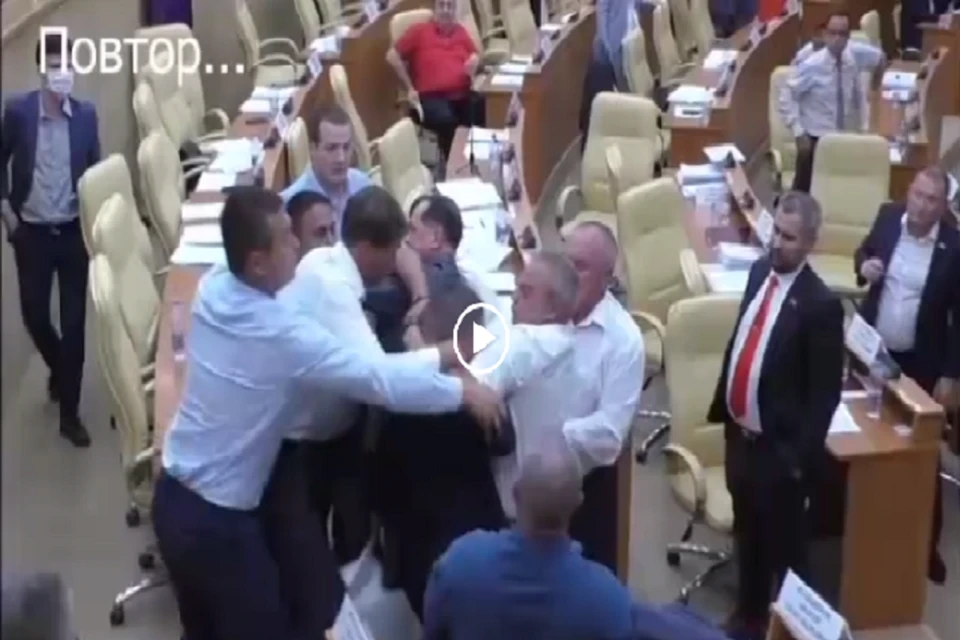 Заседание Законодательного собрания Ульяновской области оказалось сорвано