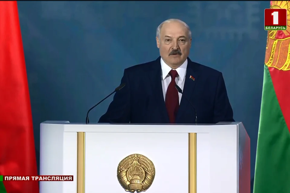 Александр Лукашенко обратился к народу и парламенту 4 августа.