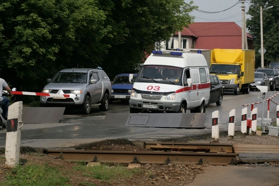 В Кузбассе поезд переехал лежавшего на рельсах мужчину