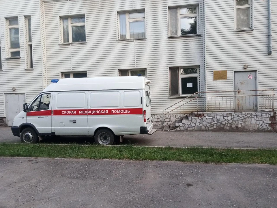Врачи госпитализировали девочку в больницу.