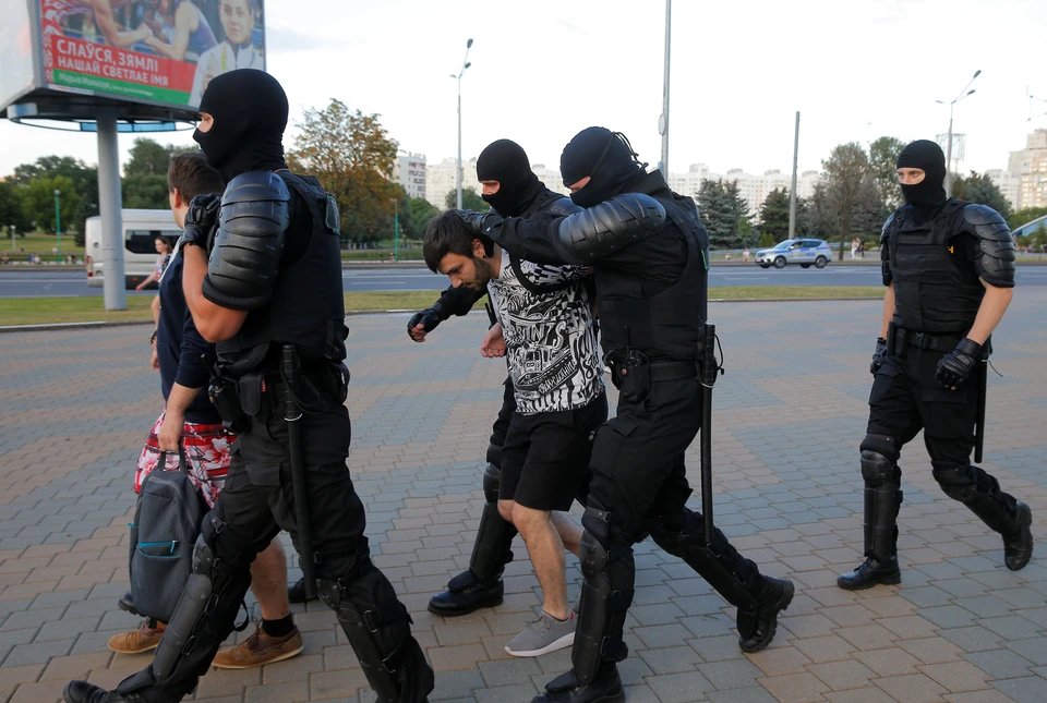 Акции протеста начались после выборов президента