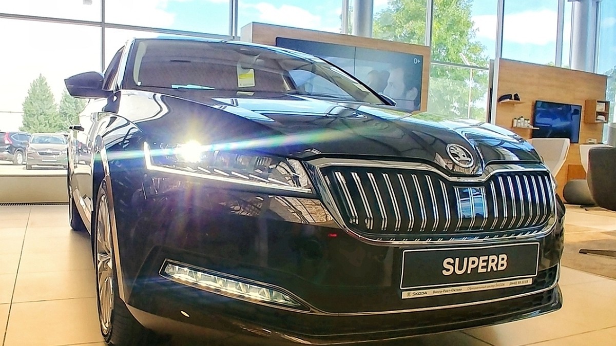 SKODA SUPERB: практичность или индивидуальность? - KP.RU