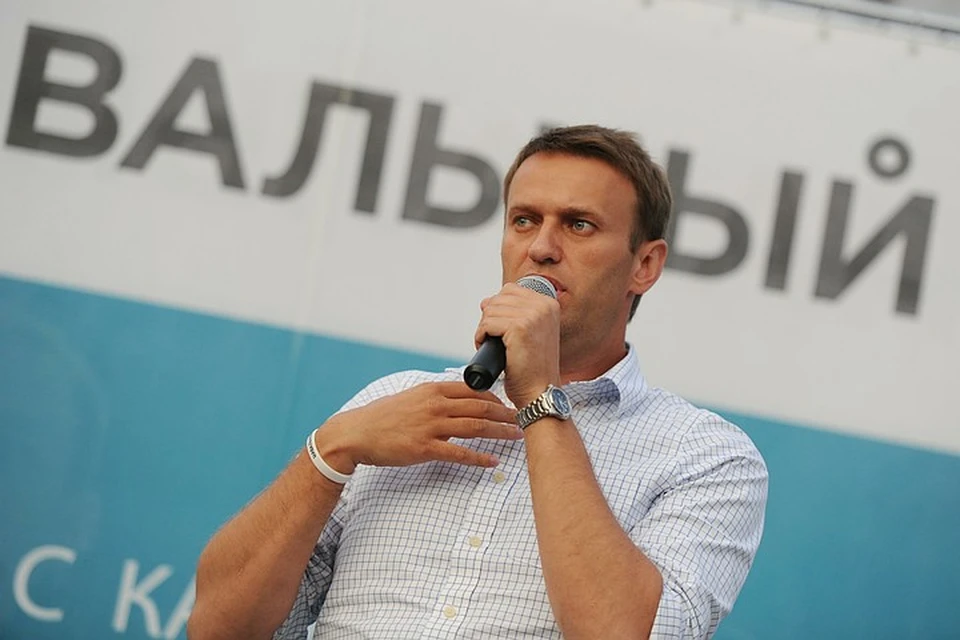 Вторые сутки Алексей Навальный находится в омской больнице БСМП-1.