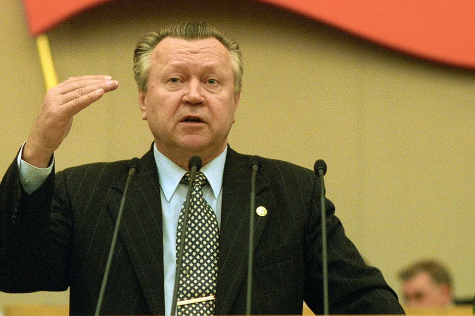 Георгий Кутовой на трибуне Госдумы, 2002 год. Фото Владимира Мусаэльяна (ИТАР-ТАСС)