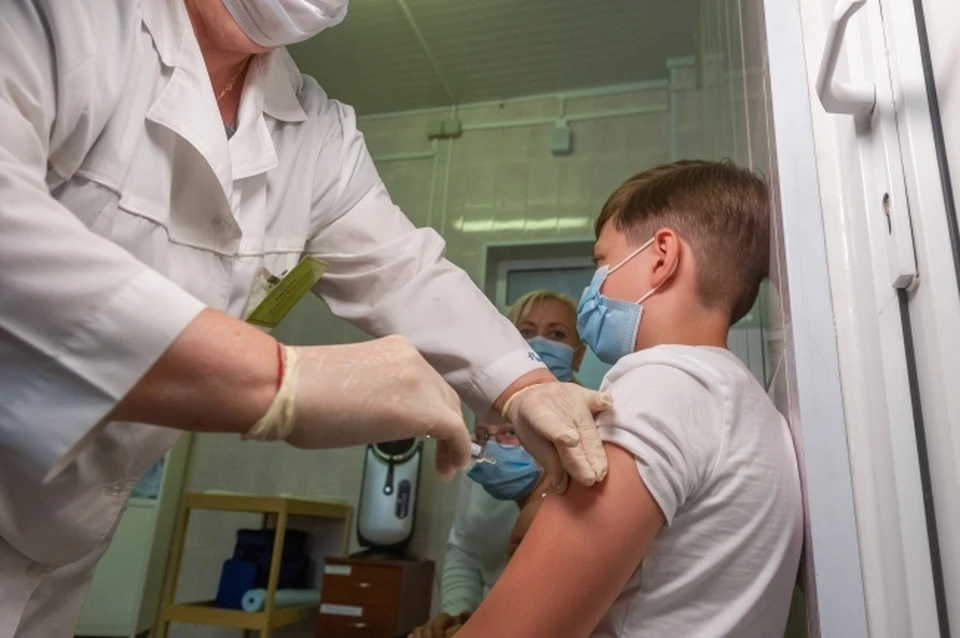 В Омске можно поставить прививку от гриппа без очередей в поликлинике.