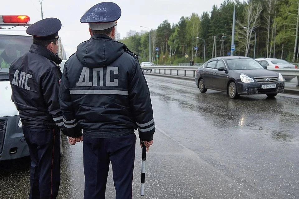 В Москве пьяный водитель покончил с собой во время проверки документов ДПС