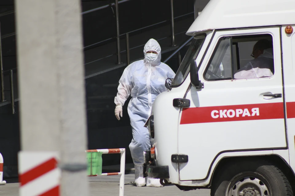 В Усинске девочка выпала из окна первого этажа