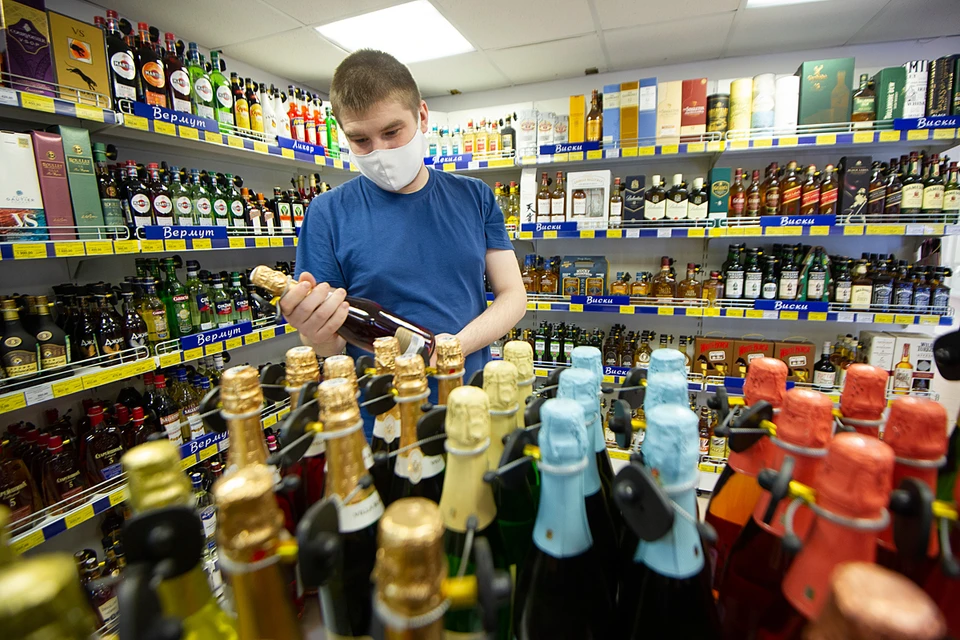 В марте 2020 года розничные продажи алкоголя в России снизились на 15% в сравнении с аналогичным периодом прошлого года