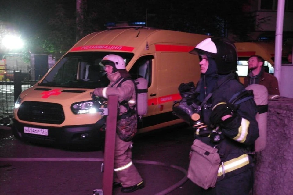 В тушении пожара участвовали 64 человека и 26 единиц техники Фото: ГУ МЧС по Красноярскому краю