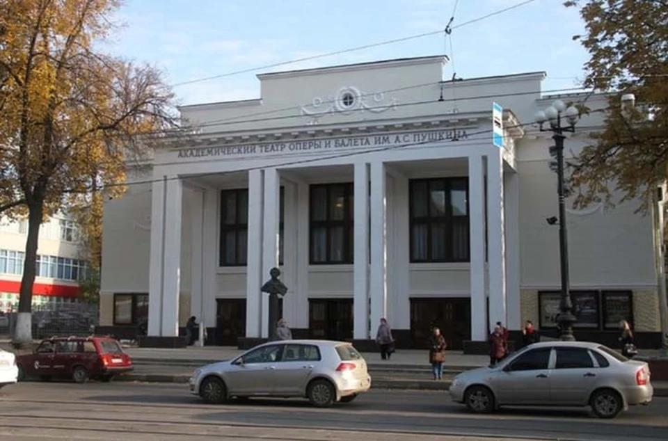 В Нижегородском театре оперы и балета уволят главного режиссера и балетмейстера