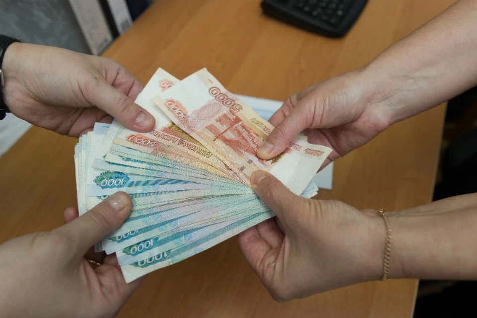 Братчанин набрал кредитов на 3,5 миллиона рублей и «подарил» все деньги мошенникам