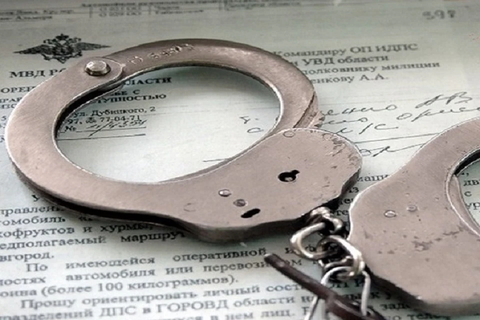 Полицейским задержать мужчину помогли очевидцы произошедшего.