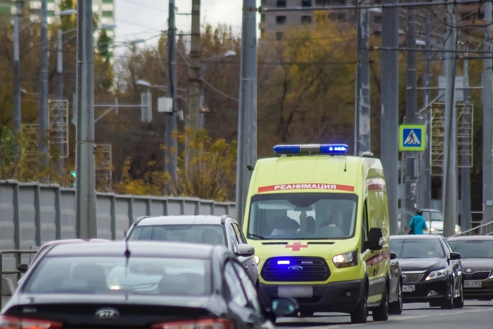 Женщину доставили в больницу в тяжелом состоянии
