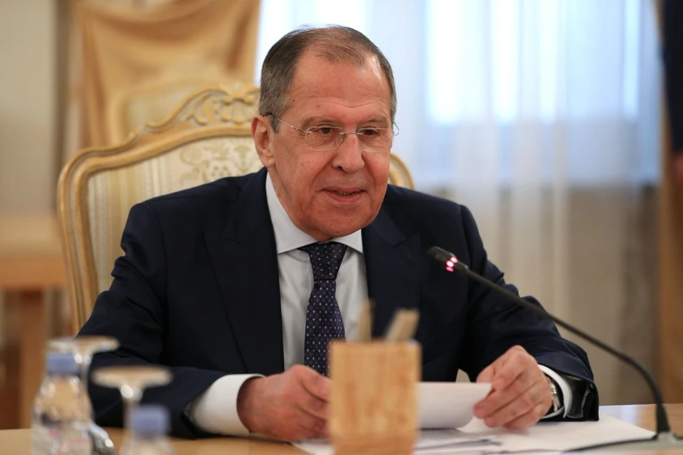 Лавров призвал не затягивать с возобновлением переговоров по Карабаху