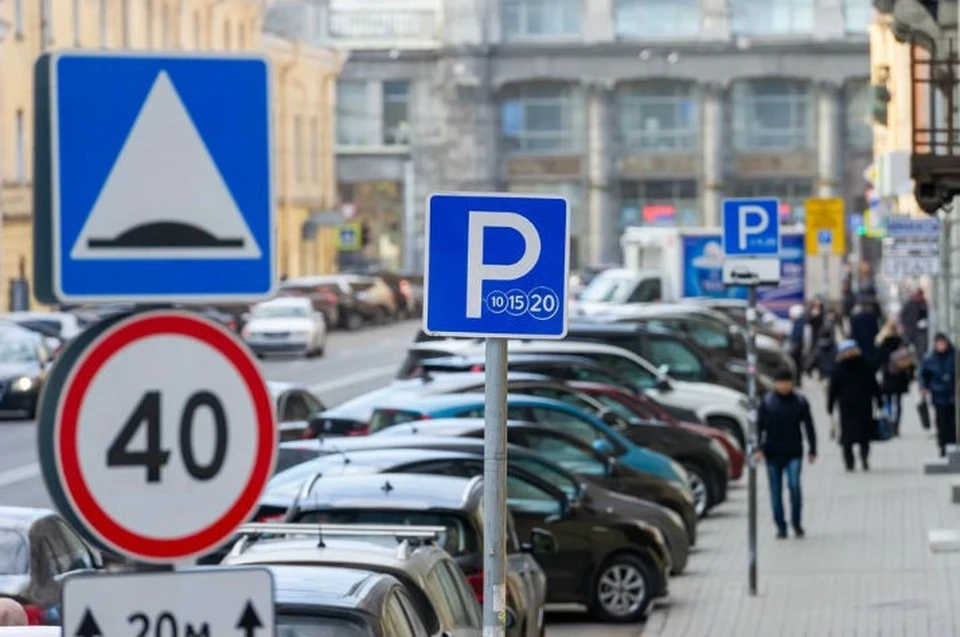 Платные парковки в Нижнем Новгороде осенью 2020: где появятся и когда заработают.