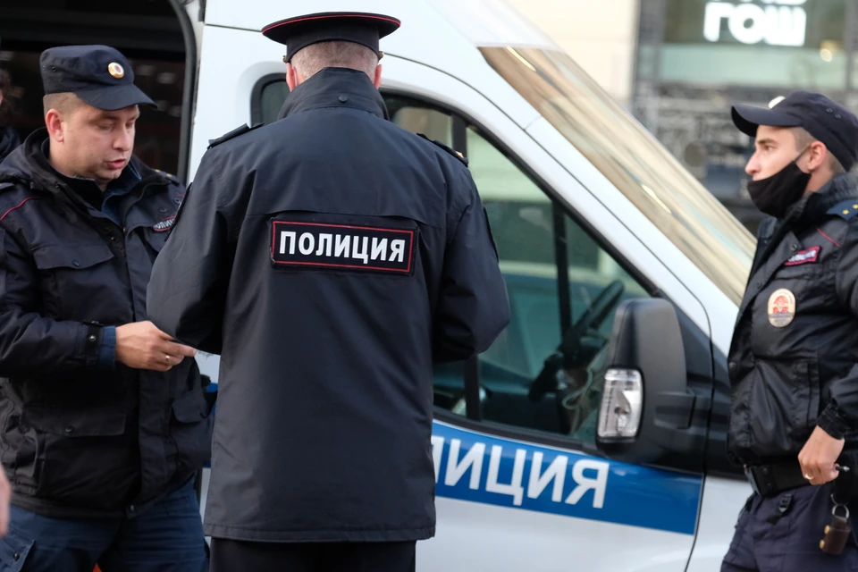 Полицейские задержали подозреваемых в серии мошенничеств в отношении пожилых жителей Санкт-Петербурга