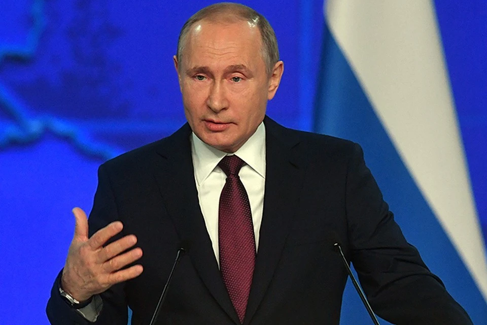 Путин отметил, что нужно дать возможность самим белорусам спокойно разобраться во всей ситуации, принять соответствующие решения