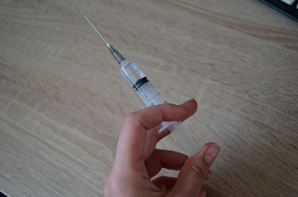 Вакцинация продолжается