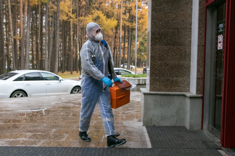 Теперь в больницу будут забирать только тяжелых пациентов
