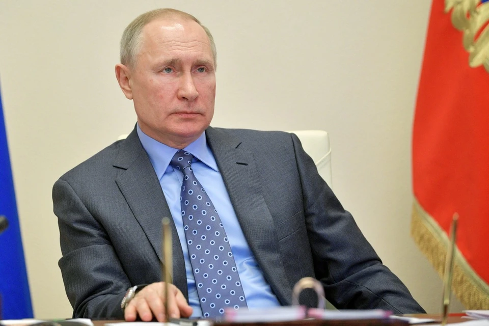 Путин сообщил, что надеется на установление долгосрочного мира в Карабахе