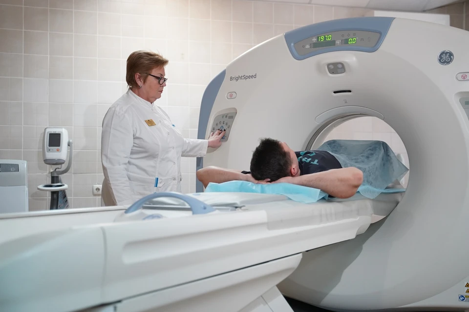 В больнице имени Середавина установили второй компьютерный томограф