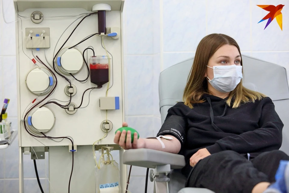Беларусь делает лекарство от коронавируса из плазмы крови.