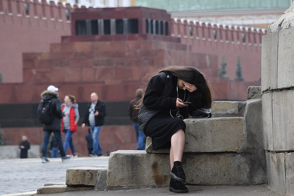 На фоне пандемии россияне стали почти в два раза чаще обращаться к психологам.