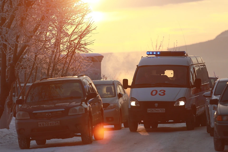 Бабушка и 4-летняя внучка после поездки в такси оказались в больнице.