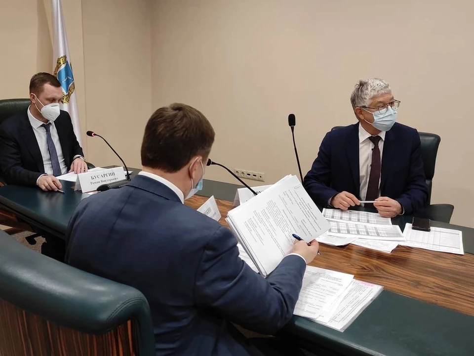 Роман Бусаргин провел совещание по вопросам незаконного капстроительства и неформальной занятости