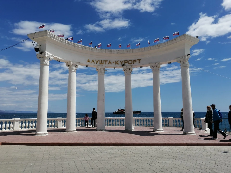 В Алуште дешевле всего снимать жилье зимой.