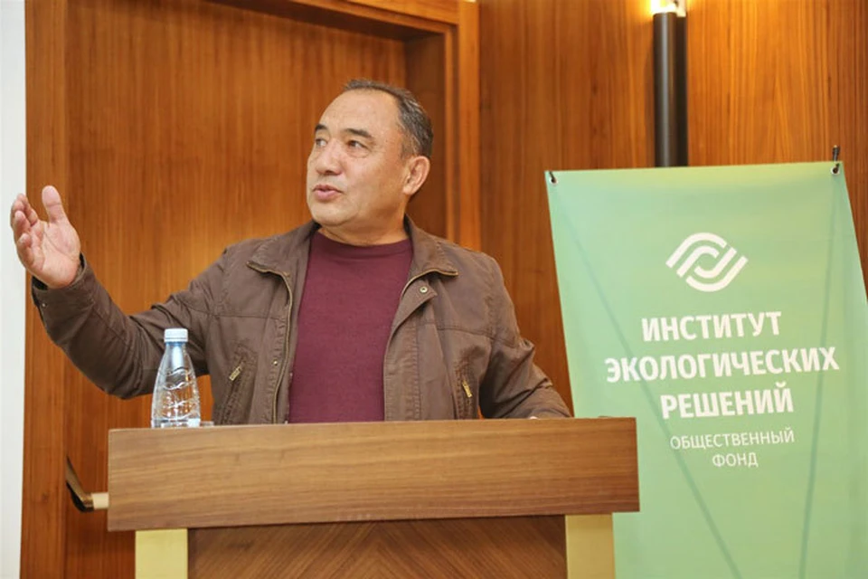 Многие годы эколог Гамал Соронкулов ратует за запрет на разработку месторождений россыпного золота.