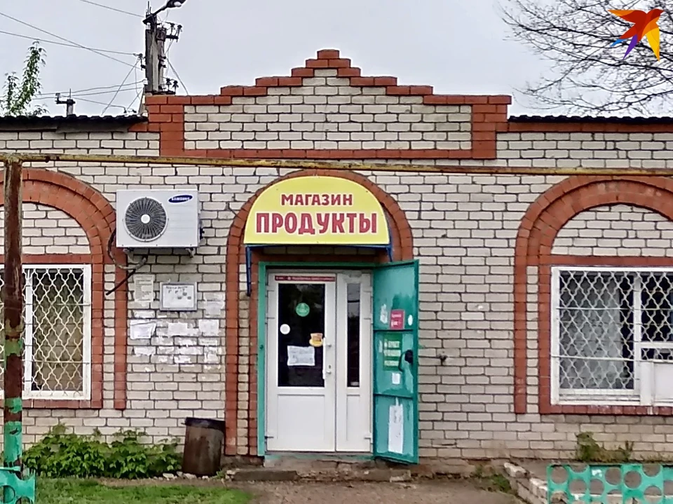 Две продавщицы обворовывали магазин