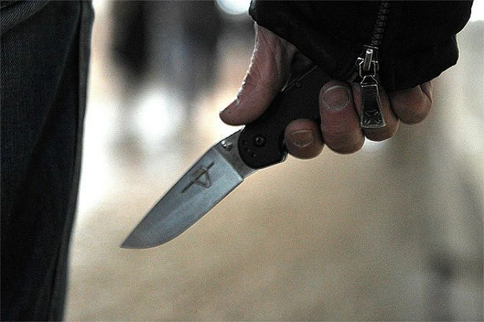 Учитывая, что ради бочки рецидивист напал на охранника с ножом, он может сесть надолго.