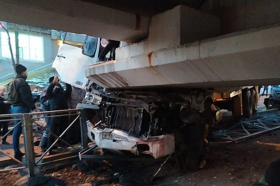 Последствия массового ДТП на Второй речке. Фото: VL.ru