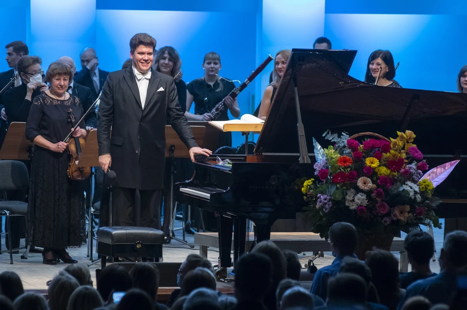Денис Мацуев выступил на концерте, завершавшем фестиваль «Белая симфония». Фото: Омская филармония