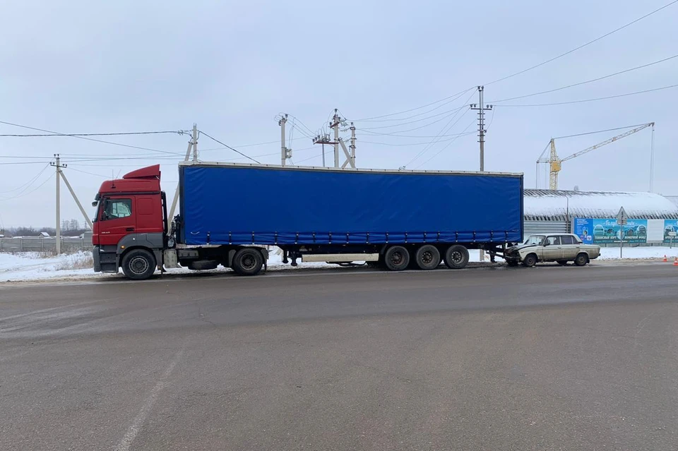 Пострадал водитель ВАЗа