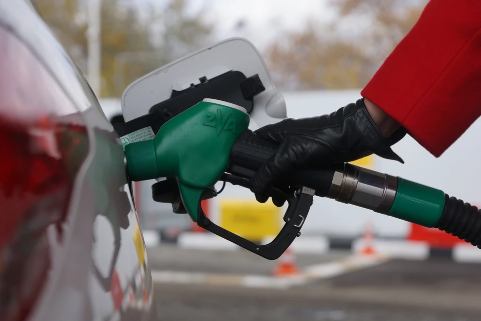 В Кремле сообщили о стабильности цен на бензин в России