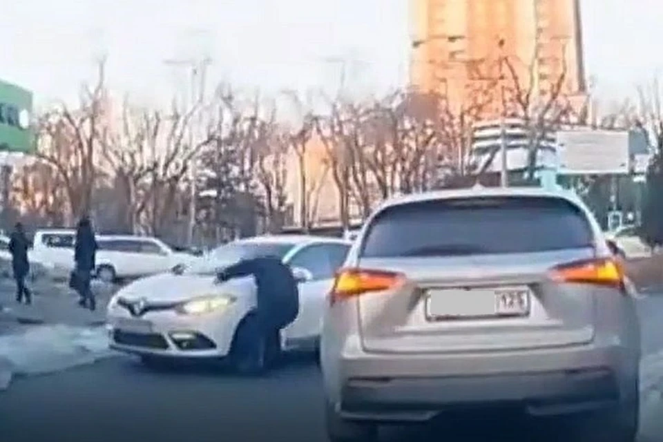 Пешеход попал под колеса авто
