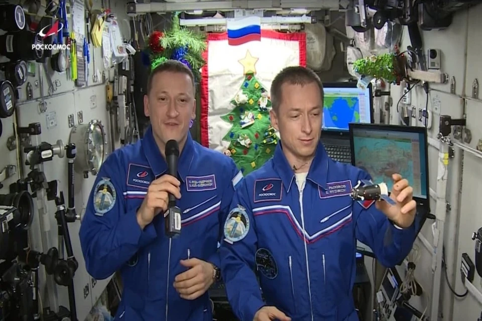 Космонавты на МКС поздравили россиян с наступающим Новым годом. ФОто: скрин видео