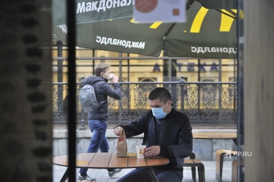 Часть фуд-кортов открыта уже в первый день нового года