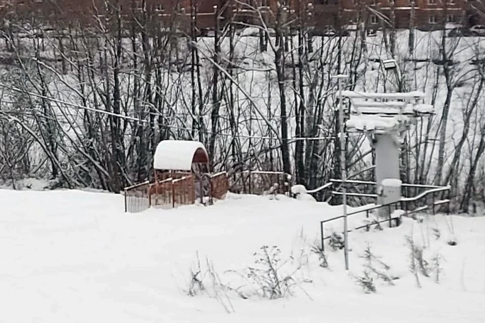 Девочка ударилась об металлические конструкции. Фото: "АСТ-54"