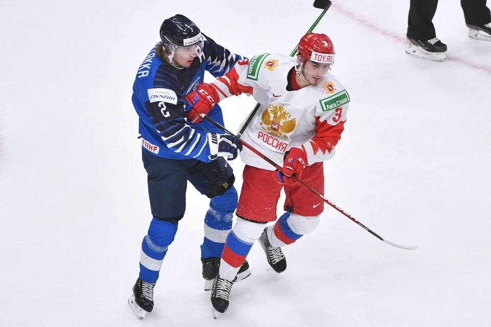 Россия и Финляндия после 40 минут - счет равный 1:1.