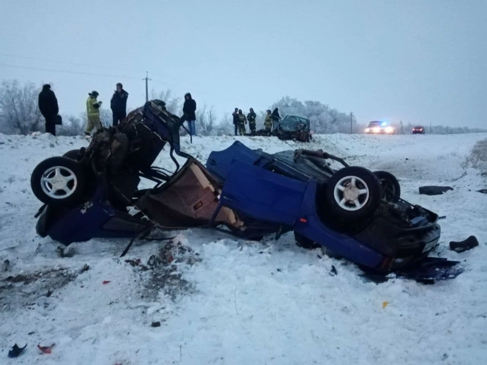 ВАЗ-21099 буквально разорвало
